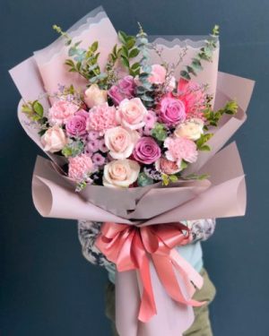 Hoa chúc mừng Ngày Phụ nữ Việt Nam 20/10 Sài Gòn - Trở Nên Đặc Biệt tại cuahanghoatuoi.vn
